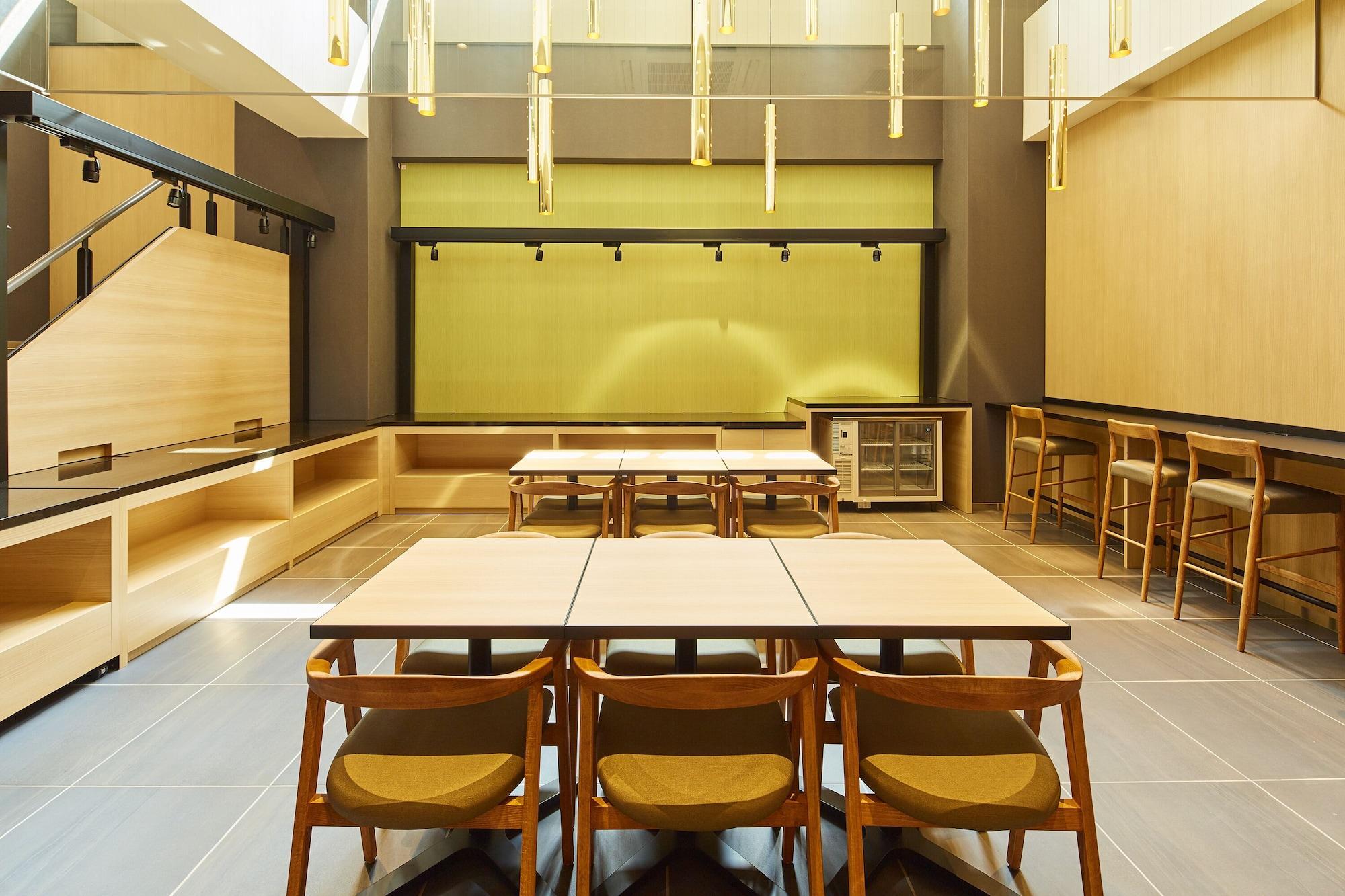 Monday Karasuma Nijo Hotel Kyōto